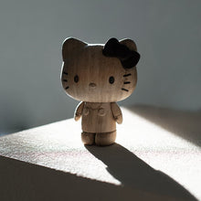 画像をギャラリービューアに読み込む, BOYHOOD HELLO KITTY