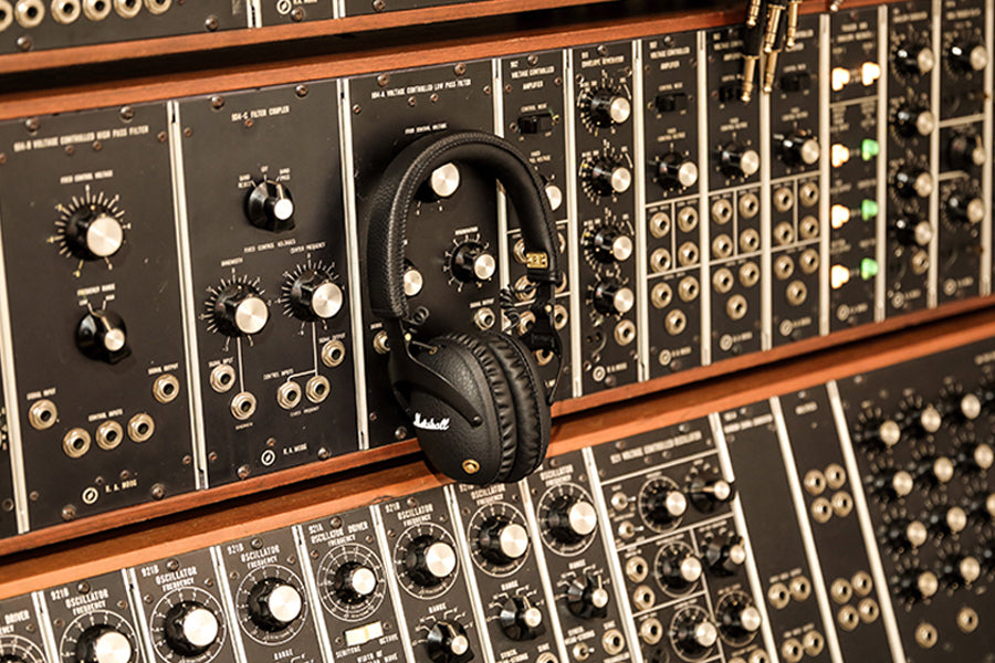 Marshall『MONITOR Bluetooth』（マーシャル・モニター・ ブルートゥース）、 マーシャル・ヘッドホンの最上位モデルのレビュー