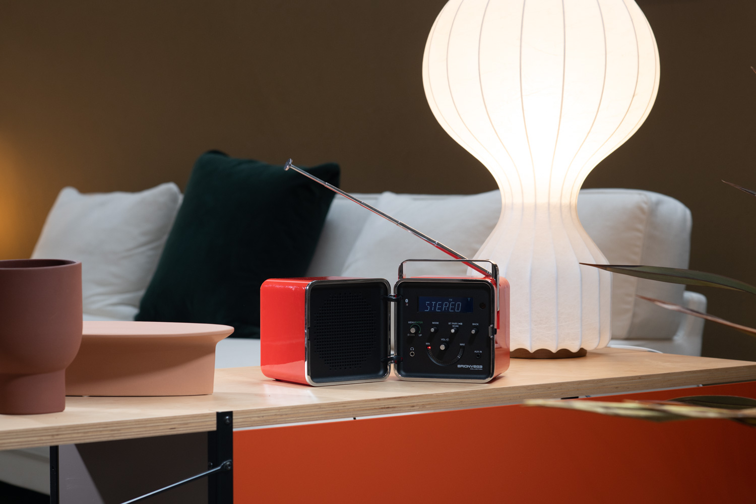 radio.cubo （ラジオクーボ）| BRIONVEGA | ブリオンベガ | ポータブルラジオスピーカー